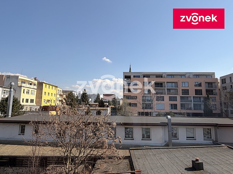 Pronájem kanceláře 50 m² - foto 7