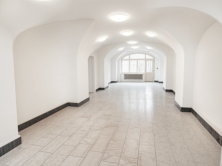 Pronájem obchodního prostoru 130 m² - foto 1