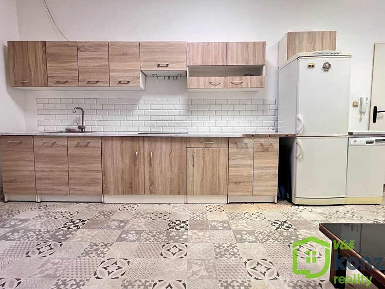 Pronájem kanceláře 33 m² - foto 4