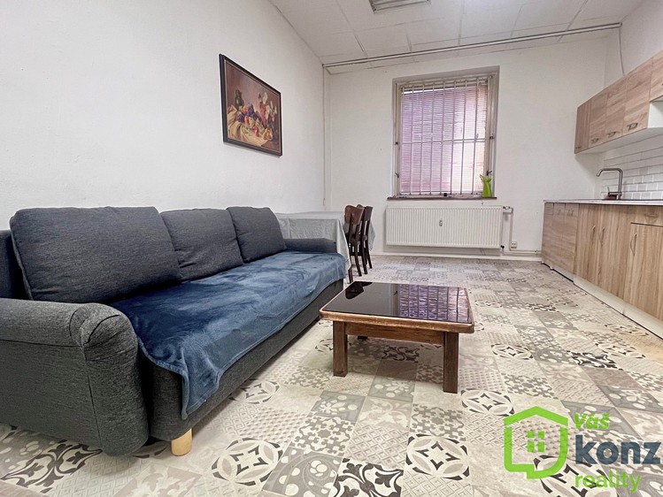 Pronájem kanceláře 33 m² - foto 7