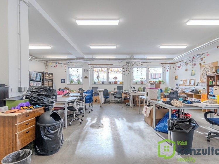 Pronájem skladového prostoru 70 m² - foto 6