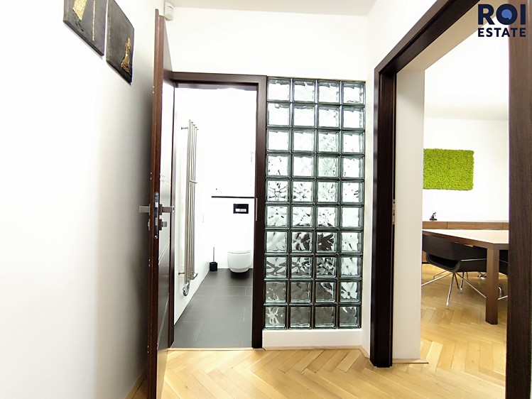 Pronájem kanceláře 55 m² - foto 3
