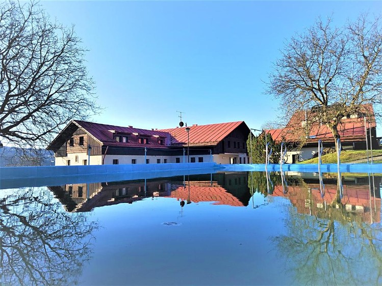 Pronájem ubytovacího zařízení 1 000 m² - foto 1