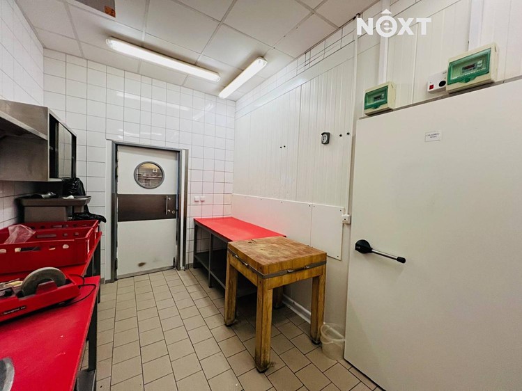 Pronájem obchodního prostoru 150 m² - foto 8