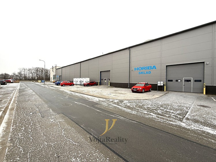 Pronájem výrobní haly, prostoru 1 272 m² - foto 7