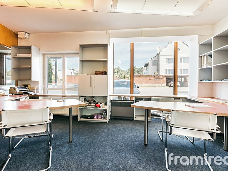 Pronájem výrobní haly, prostoru 4 030 m² - foto 2