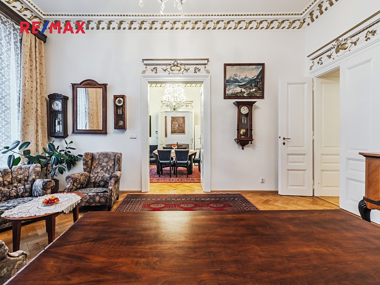 Pronájem kanceláře 180 m² - foto 3
