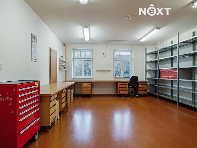 Pronájem výrobní haly, prostoru 200 m² - foto 1