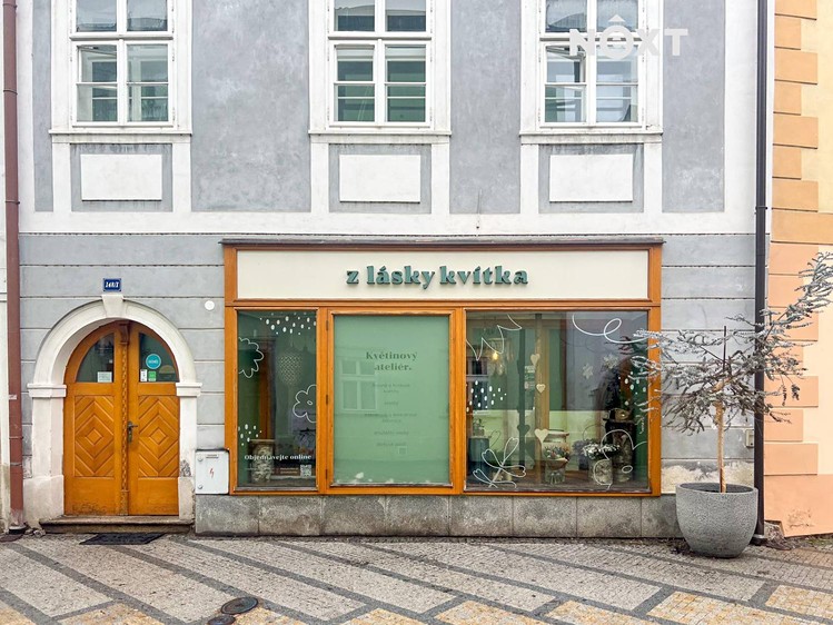 Pronájem obchodního prostoru 79 m² - foto 1