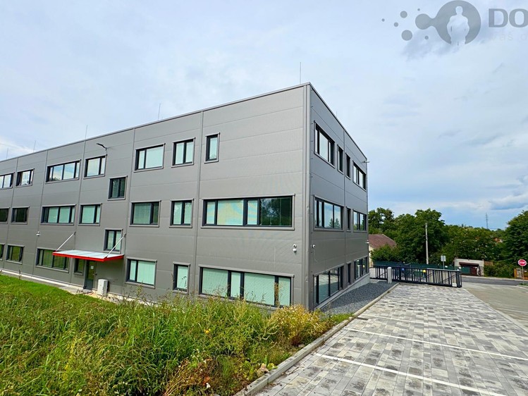 Pronájem kanceláře 452 m² - foto 3