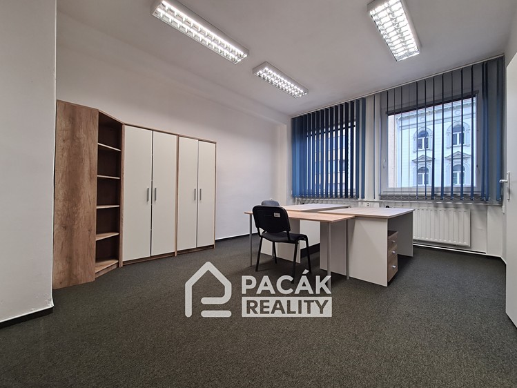 Pronájem kanceláře 20 m² - foto 3