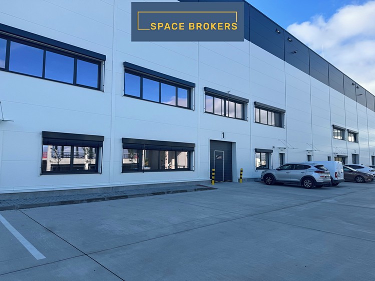 Pronájem obchodního prostoru 937 m² - foto 1