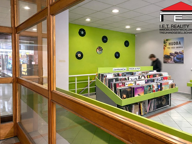 Pronájem obchodního prostoru 117 m² - foto 4