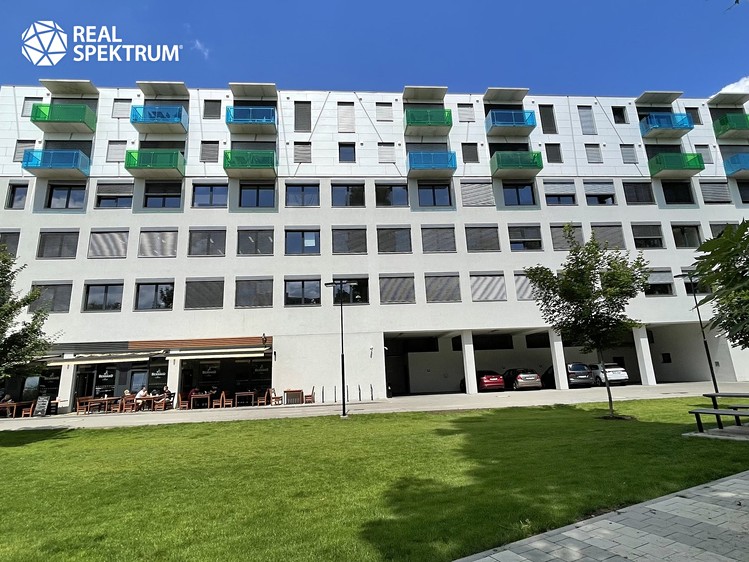 Pronájem kanceláře 486 m² - foto 1