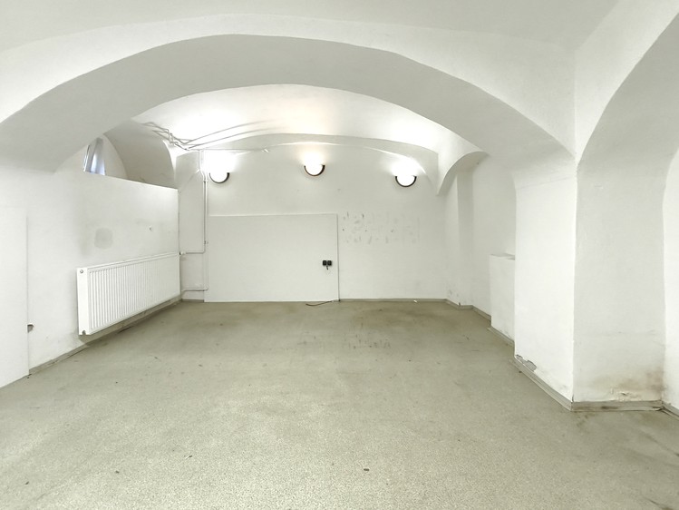 Pronájem skladového prostoru 106 m² - foto 1