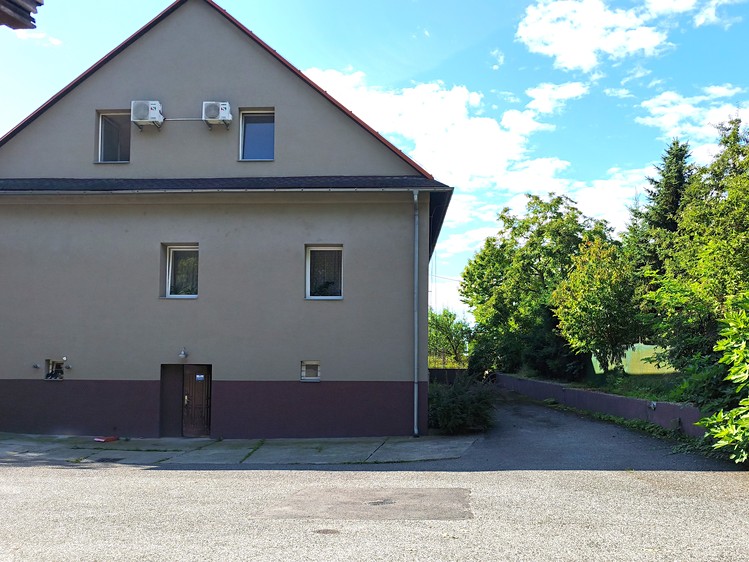 Pronájem skladového prostoru 106 m² - foto 2