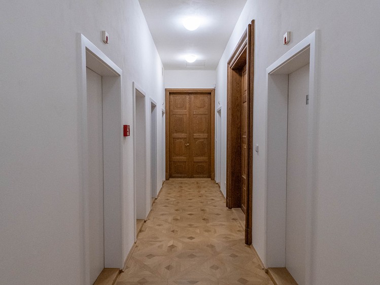 Pronájem kanceláře 157 m² - foto 6