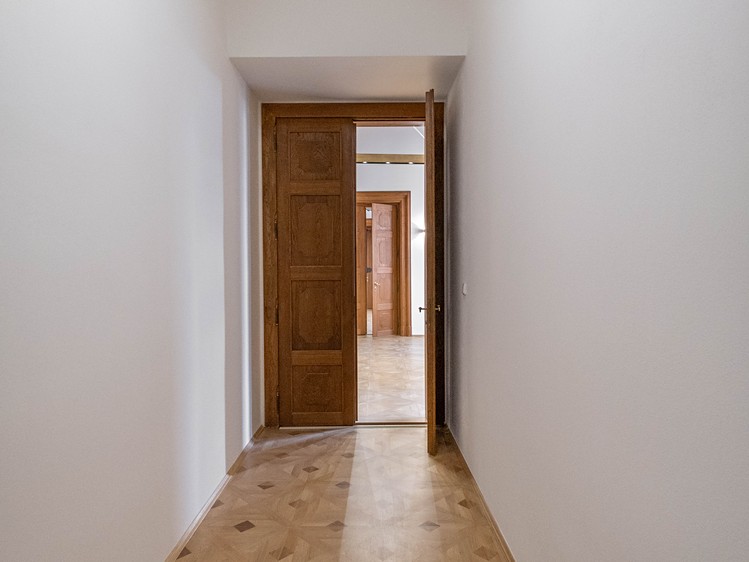 Pronájem kanceláře 157 m² - foto 5