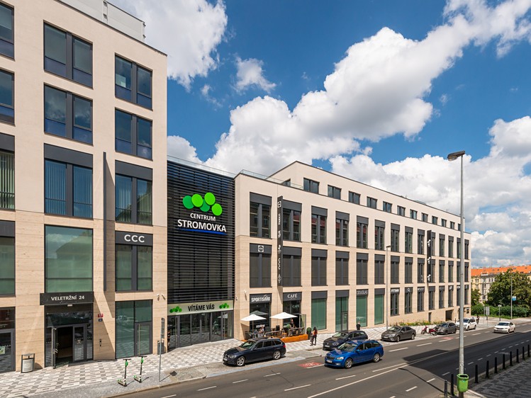 Pronájem kanceláře 380 m² - foto 2