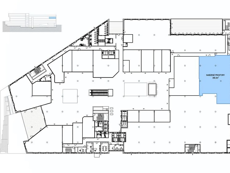 Pronájem kanceláře 380 m² - foto 5