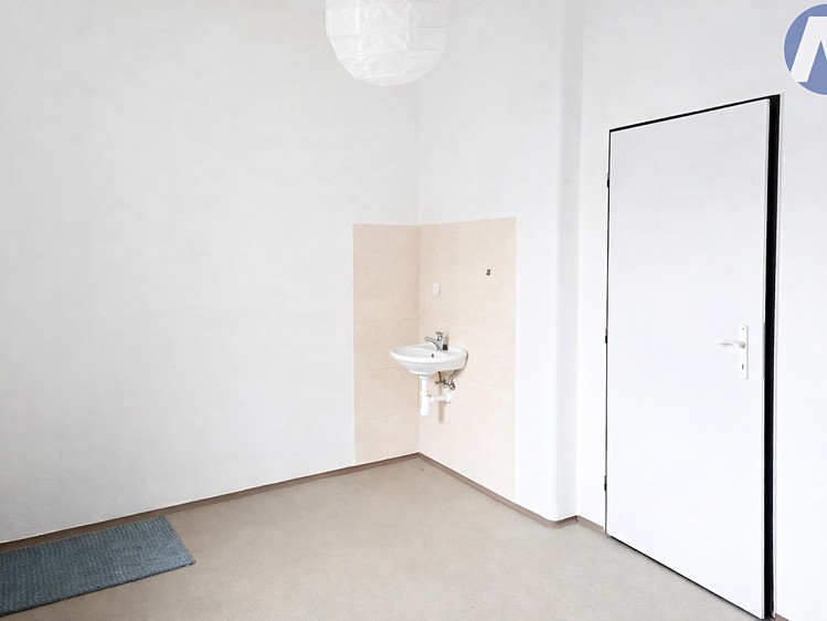Pronájem obchodního prostoru 15 m² - foto 2