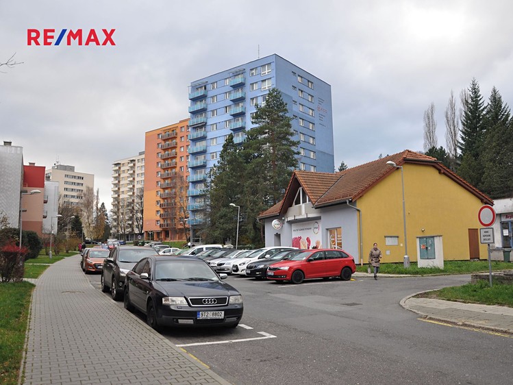 Pronájem obchodního prostoru 110 m² - foto 1