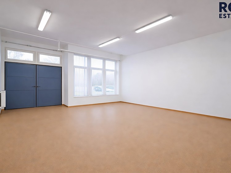 Pronájem kanceláře 116 m² - foto 5