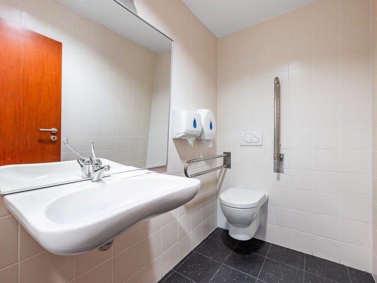 Pronájem kanceláře 351 m² - foto 8