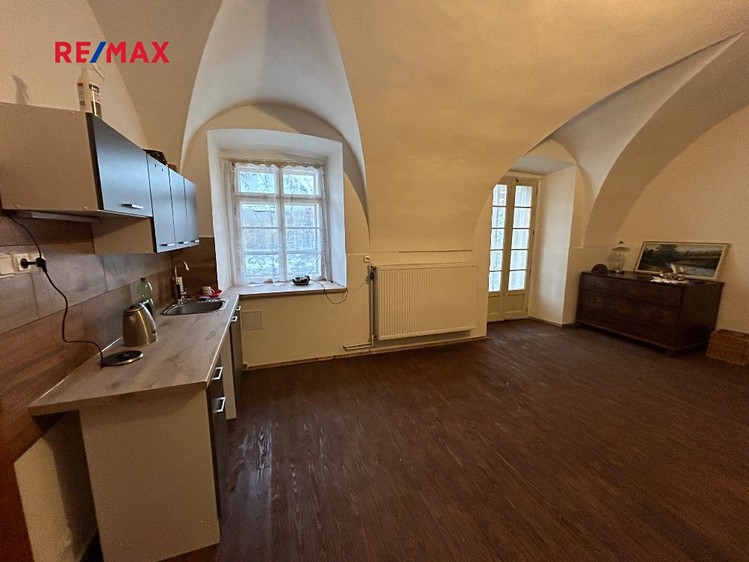 Pronájem kanceláře 115 m² - foto 3