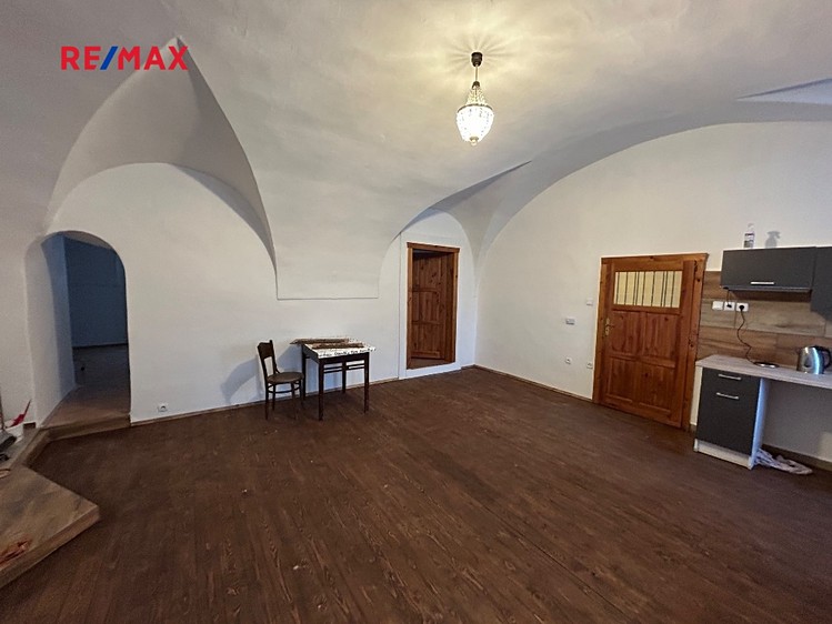 Pronájem kanceláře 115 m² - foto 4