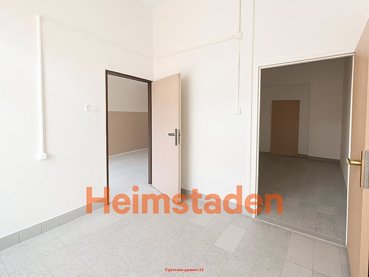 Pronájem obchodního prostoru 44 m² - foto 3