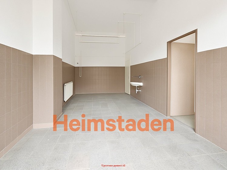 Pronájem kanceláře 44 m² - foto 2