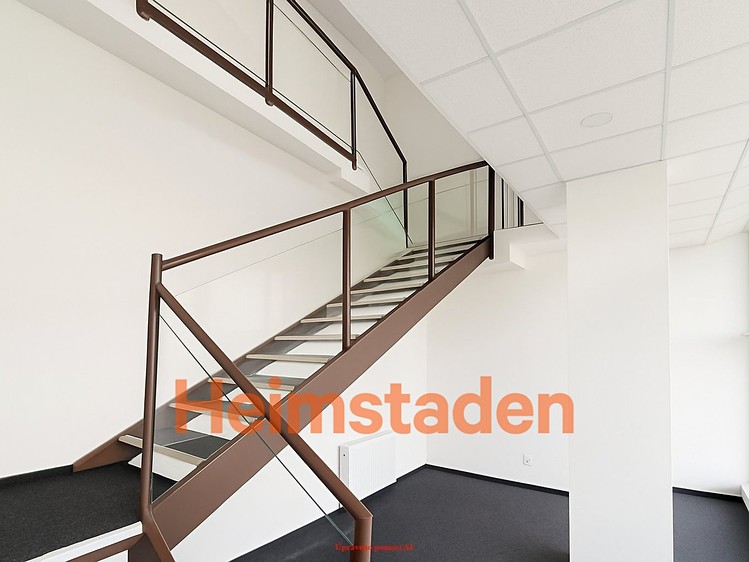 Pronájem kanceláře 66 m² - foto 7