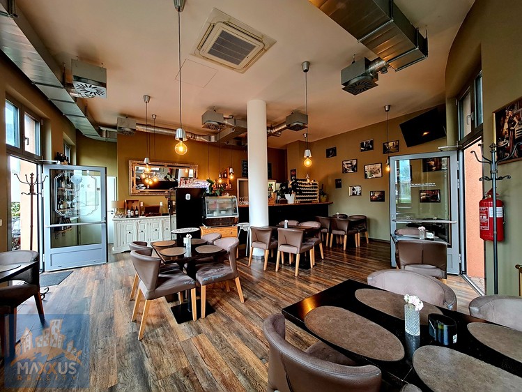 Pronájem restaurace 82 m² - foto 1