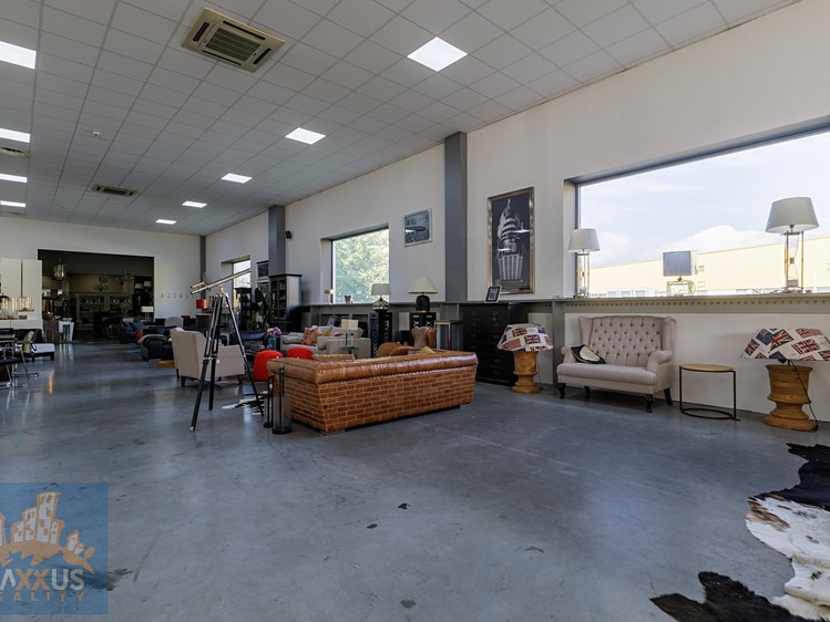 Pronájem obchodního prostoru 259 m² - foto 2