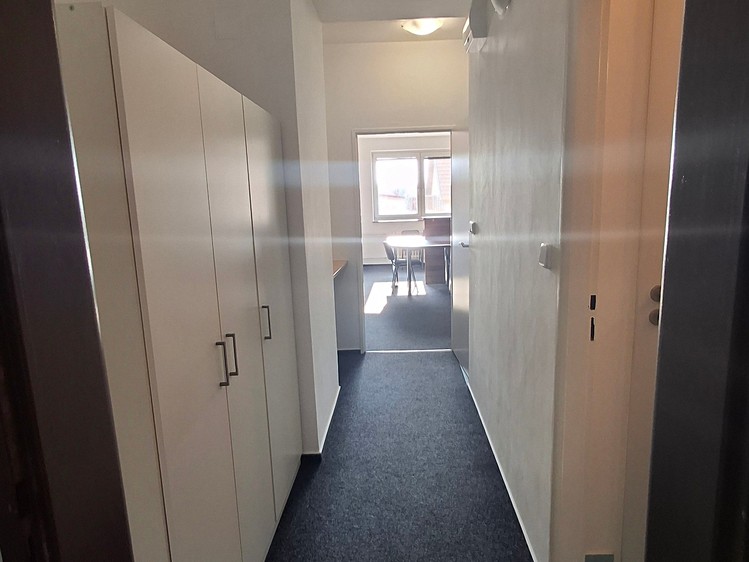 Pronájem kanceláře 25 m² - foto 4