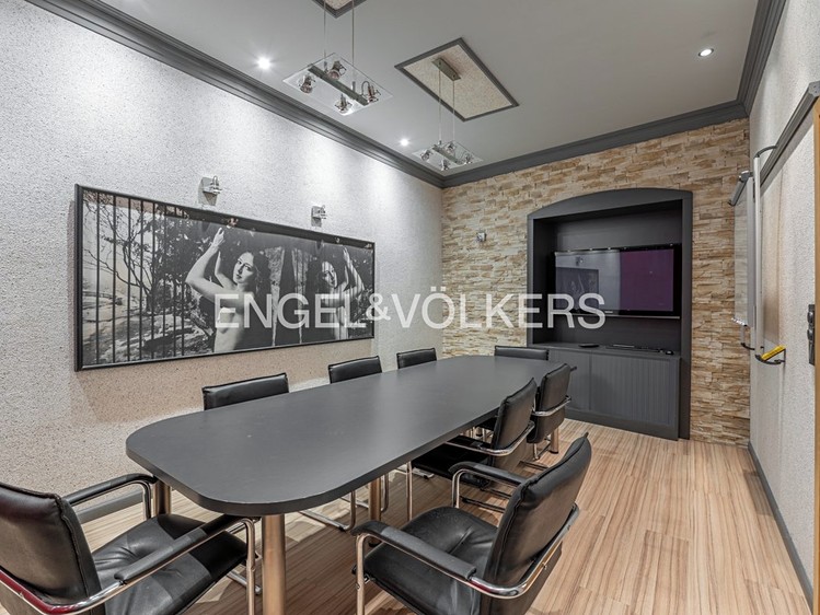 Pronájem kanceláře 191 m² - foto 2
