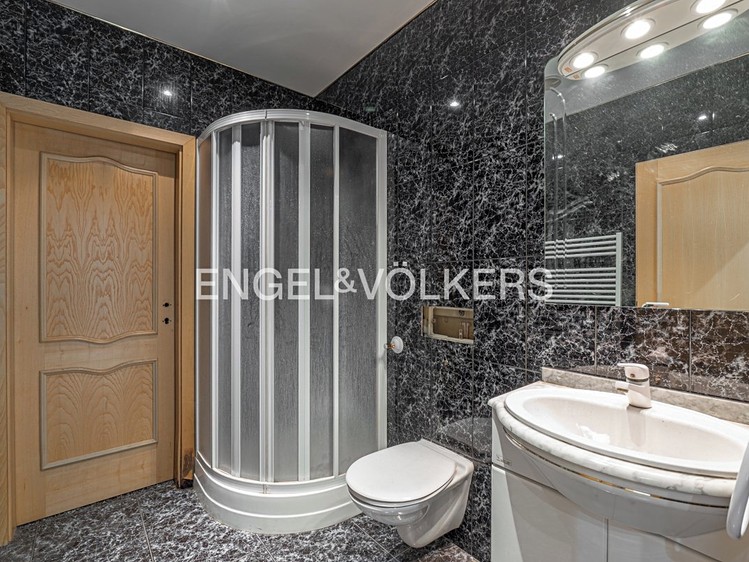 Pronájem kanceláře 191 m² - foto 6