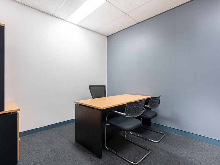 Pronájem kanceláře 10 m² - foto 1