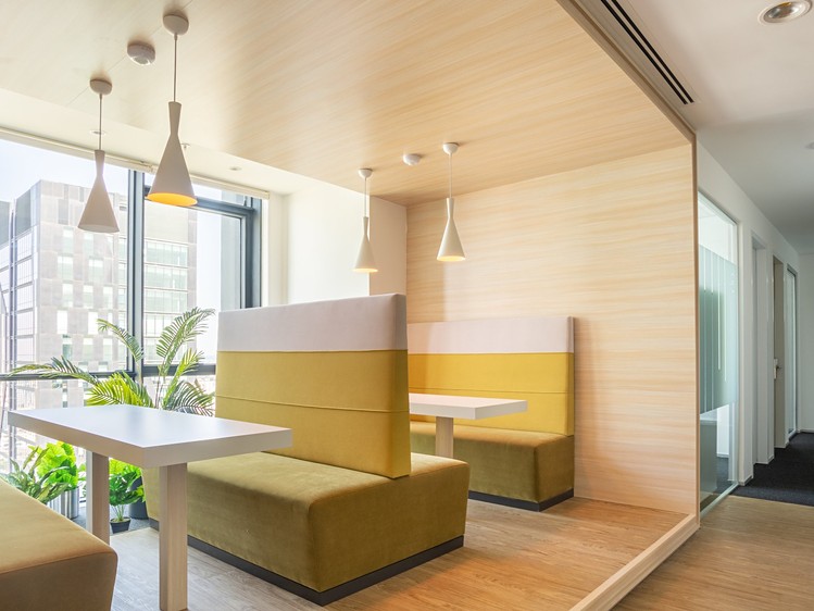 Pronájem kanceláře 100 m² - foto 4