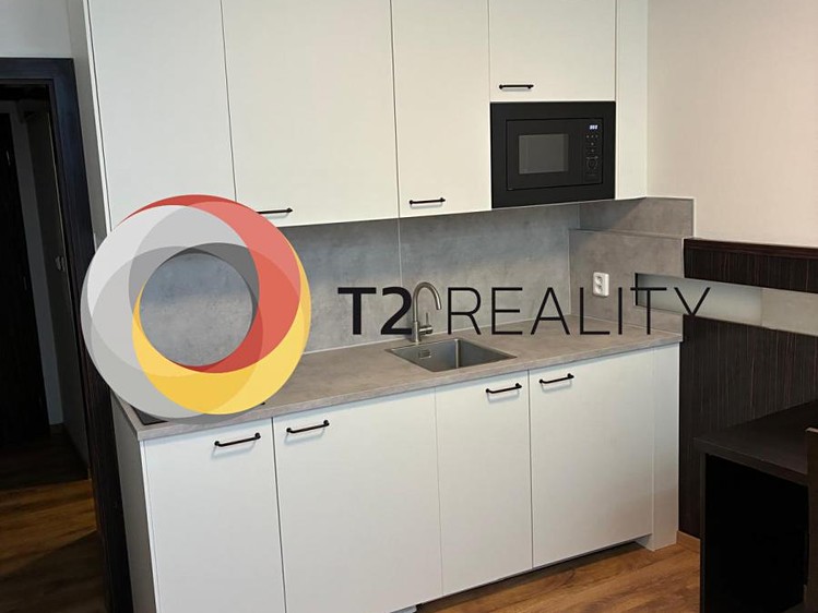 Pronájem komerční nemovitosti 24 m² - foto 1