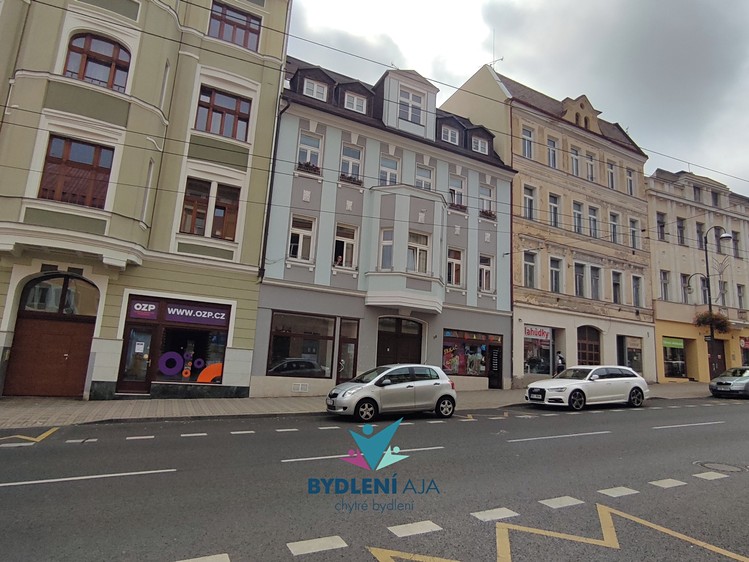 Pronájem obchodního prostoru 120 m² - foto 1