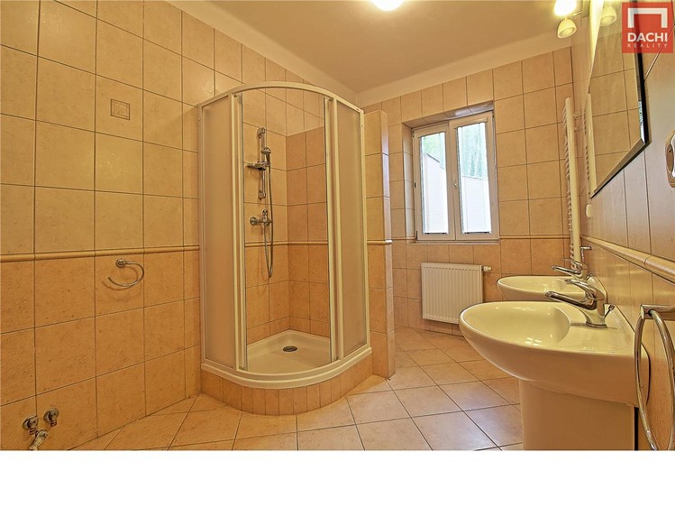 Pronájem kanceláře 126 m² - foto 8