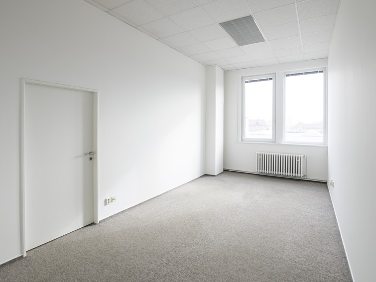 Pronájem kanceláře 18 m² - foto 1