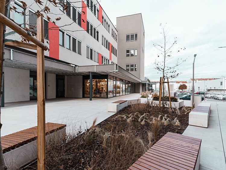 Pronájem kanceláře 18 m² - foto 3