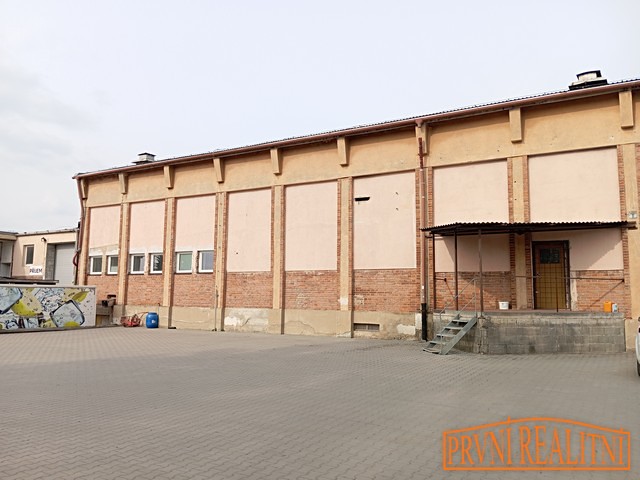 Pronájem skladového prostoru 720 m² - foto 1