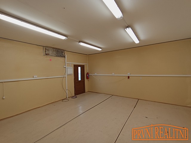 Pronájem skladového prostoru 720 m² - foto 2