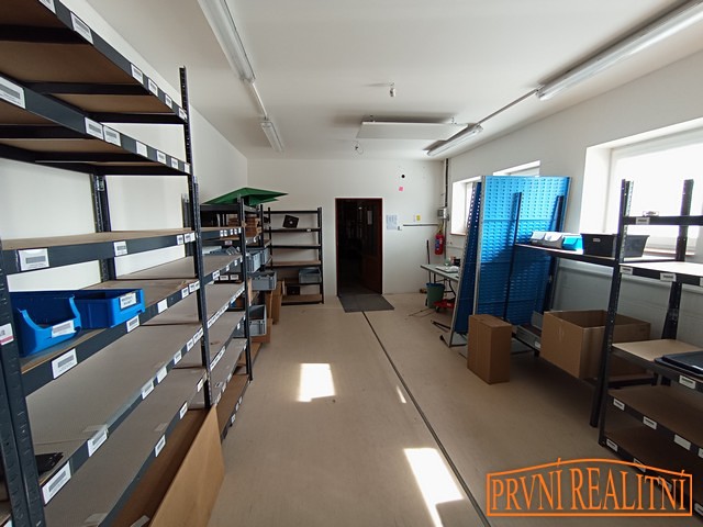 Pronájem skladového prostoru 720 m² - foto 4