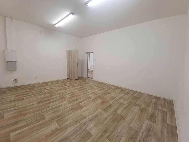Pronájem výrobní haly, prostoru 249 m² - foto 5