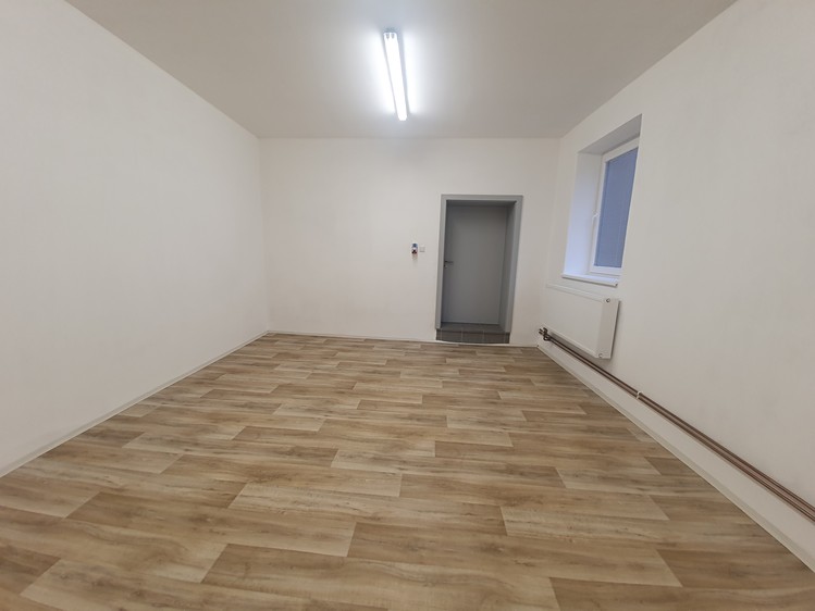 Pronájem výrobní haly, prostoru 249 m² - foto 7